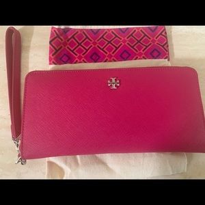 Tory Burch Wallet